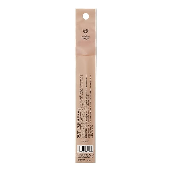 e.l.f. Fluffy Eye Blender Brush, Easily Blends Eyeshadow & Can Be Used to Set Concealer With Powder, Creates A Soft-Focus Effect, Vegan & Cruelty-Free