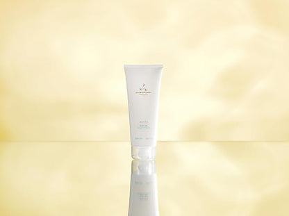 Aromatherapy Associates Revive Body Gel. Invigorating Gel to Energize and Smooth the Skin. Stimulating Essential Oils Boost Circulation and Help with Fluid Retention (6.8 fl oz)