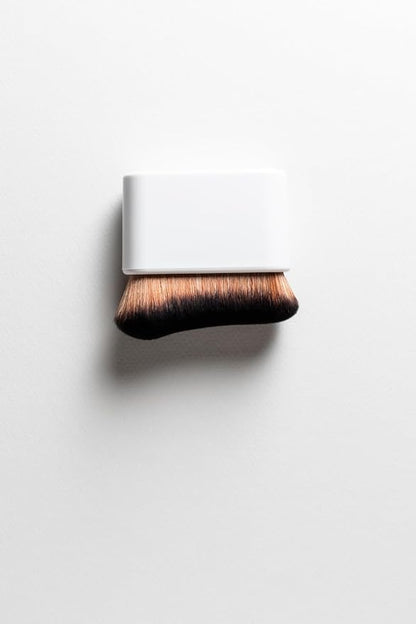 Tinge Body Brush, Large Kabuki Brush, Ideal For Blending Body Makeup, Foundation, Self Tanner & Bronzing, Streak Free & Mess Free, Make Up Brush With Soft, Durable Bristles For Smooth, Even Coverage