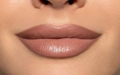 Pupa Milano Vamp! Creamy Duo, 002 Medium Nude, 1 Pc - 2 in 1 Lipstick and Lip Pencil - Long Lasting - Lightweight - No-Transfer - Smooth Texture - Highly Pigmented