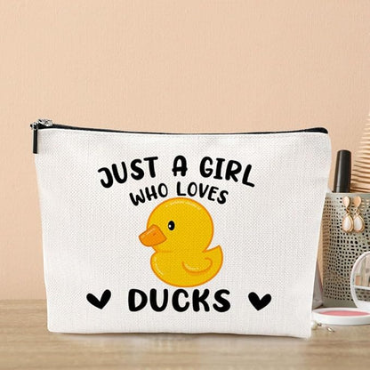 VICBOU Cute Duck Makeup Bag Duck Gifts for Women Girls Duck Decor Stuff Merch for Duck Lover Funny Christmas Birthday Gifts for Teens Best Friend Daughter BFF Sister Who Loves Ducks Cosmetic Bag