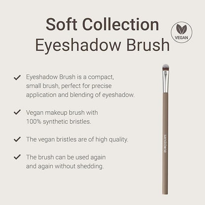 Sandstone Scandinavia Soft Collection Makeup Brush - Professional Premium Eyeshadow brush for applying and blending eyeshadow. Ultra precise soft bristles. Vegan Makeup brush for all skin types