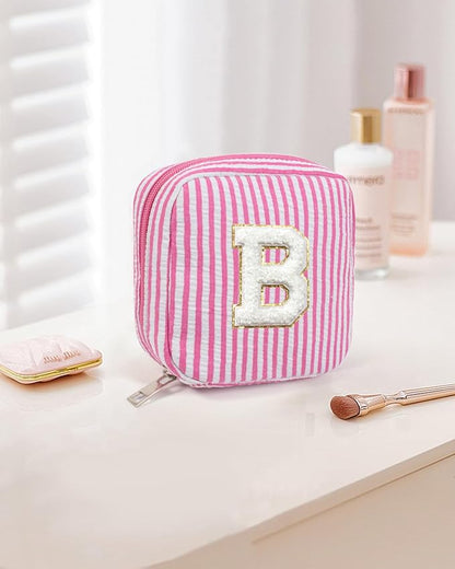 LETGO Birthday Gifts for Mom - Initial Cute Pink Makeup Bag Pouch Gifts for Niece Sister Friend Female Her Mom | Birthday Gifts for Women Daughter | Cosmetic Travel Case Weekend Bag