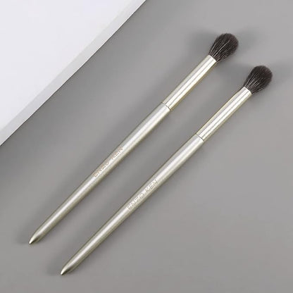 Natural Goat Hair Eye Shadow Brush, ENZO KEN Blending Eyeshadow Brush, Eye Shadow Blending Brush, Eye Blending Brush, Small Nose Contour Brush, Smudge Eye Brushes, Eyeshadow Blending Brush. Gold,E204L