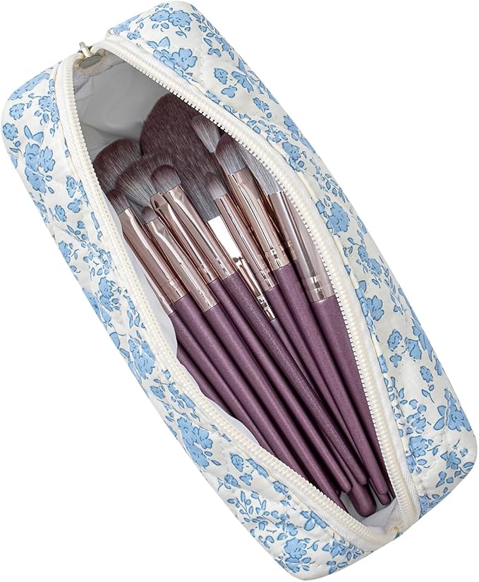 Cute Floral Cotton Makeup Brush Cosmetic Bag for Women, Travel Quilted Zipper Make Up Bag, Flowers Toiletry Organizer Case Kawaii Makeup Cosmetic Travel Cloth Pouch (Blue Floral)