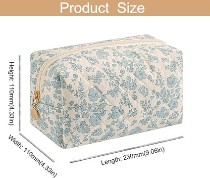 Cute Square Floral Cotton Makeup Cosmetic Bag for Women Girls, Travel Quilted Zipper Make Up Bag, Square Flowers Organizer Case Kawaii Makeup Cosmetic Travel Cloth Pouch (Blue Floral)
