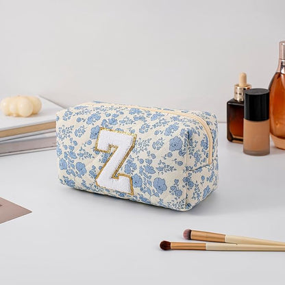 Gleyemor Personalized Initial Makeup Bag for Women, Cute Quilted Blue Floral Cotton Cosmetic Bag, Christmas Gifts for Her Mom Friend Sister Bridesmaid Teacher Women Z