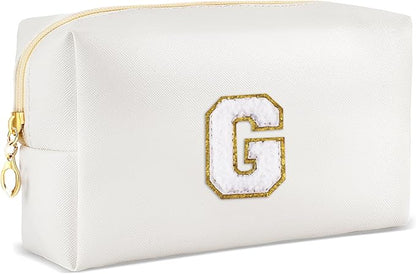 Gifts for Girls Initial Makeup Bag Personalized Cosmetic Bag with Zipper Cute Travel Toiletry Bags Waterproof PU Preppy Makeup Pouch Birthday Gift for Teen Girls Women(White G)