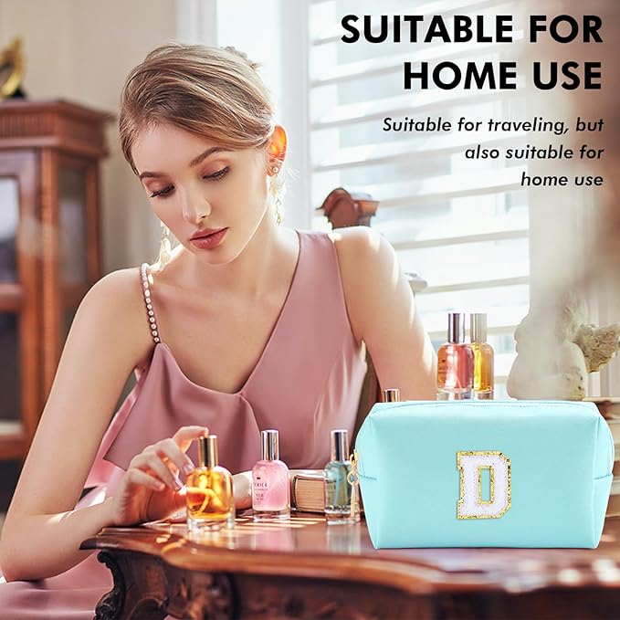 Gifts for Girls Initial Makeup Bag Personalized Cosmetic Bag with Zipper Cute Travel Toiletry Bag Waterproof PU Preppy Makeup Pouch Birthday Gift for Teen Girls Women(Blue D)