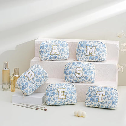 JOVAKIT Conch Alphabet Makeup Bag Cosmetic Bag for Women, Christmas Gifts for Women Girls, Blue Floral Coquette Travel Bag, Zipper Make Up Pouch Organizer Trendy Stuff (Blue Floral L)