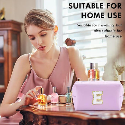 Gifts for Girls Initial Makeup Bag Personalized Cosmetic Bag with Zipper Cute Travel Toiletry Bag Waterproof PU Preppy Makeup Pouch Birthday Gift for Teen Girls Women(Purple E)