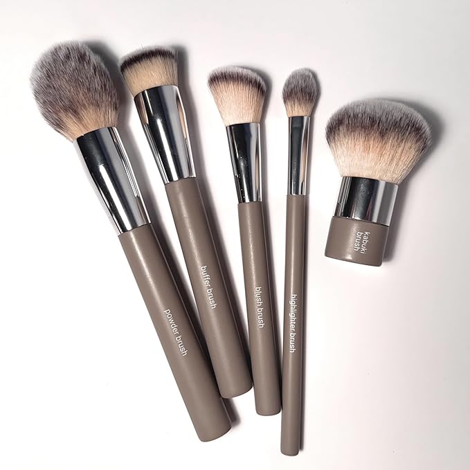Sandstone Scandinavia Soft Collection Makeup Brush - Professional Premium Blush brush for applying and blending blush. Ultra soft bristles. Vegan Makeup brush for all skin types