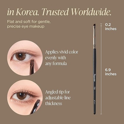 Piccasso 722 Angled Eyeliner Brush – Thin Flat Eyeliner Brush for Precise Eye Makeup, Ideal Eyeliner Tool for Liquid Eyeliner, Gel, and Powder – Professional Eyeshadow and Facial Brush