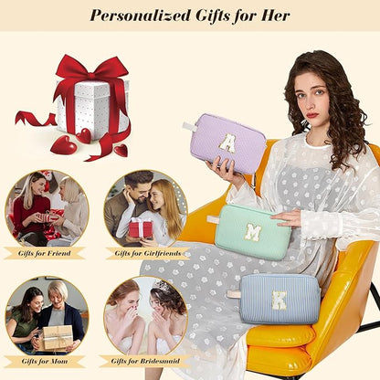 Travel Makeup Bag Christmas Gifts for Women Girl Teens, Personalized Initial Makeup Bag for Cute Teen Girls, Preppy Stuff Toiletry Bag Cosmetic Bag, Teen Girls Gift Trendy Stuff, Letter V