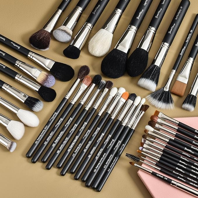 Makeup Artist MUST HAVES 42Pcs Makeup Brushes Set with Real Natural Goat Hair By BUEART DESIGN (42Pcs Matte Pearl Black)