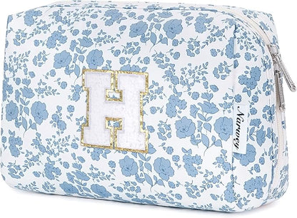 Narwey Birthday Gifts for Teen Girls Kids Women Personalized Initial Floral Makeup Bag Cute Cosmetic Trendy Stuff 6 8 10 11 12 13 14 16 18 Years Old Travel Toiletry Bag (Little Blue Flower H)