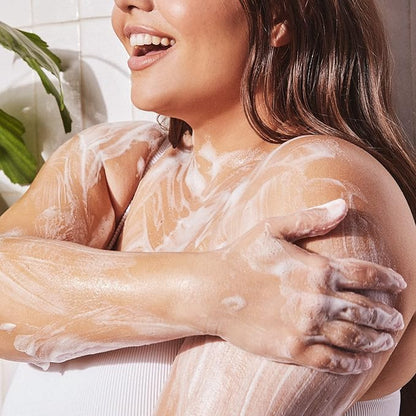 Tahitian Vanilla Hydrating Body Wash with Coconut Water, Aloe & Sea Kelp | Cleanses Without Stripping Moisture or Natural Oils | Infused with Notes of Warm Vanilla | Vegan and Cruelty-Free | 9.0 Oz