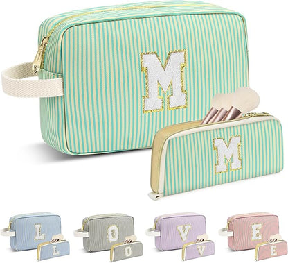 Travel Makeup Bag Christmas Gifts for Women Girl Teens, Personalized Initial Makeup Bag for Cute Teen Girls, Preppy Stuff Toiletry Bag Cosmetic Bag, Teen Girls Gift Trendy Stuff, Letter M