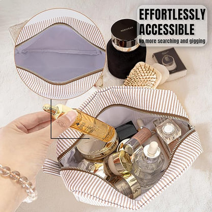 MT WORLD Cosmetic Bag Personalized Makeup Bag for Women Girls Seersucker Preppy Bridesmaid Makeup Bag Cute Aesthetic Toiletry Bag Girls Handbags Purses (Brown)