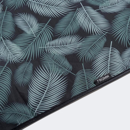 Fromm Professional Client Hair Styling and Hair Cutting Cape, Water and Stain Repellent Teflon Coating for Shampoo Bowl and Wet/Dry Cutting, 44" x 58", Palm Leaves